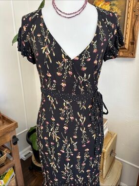 Black sexy floral dress with slit